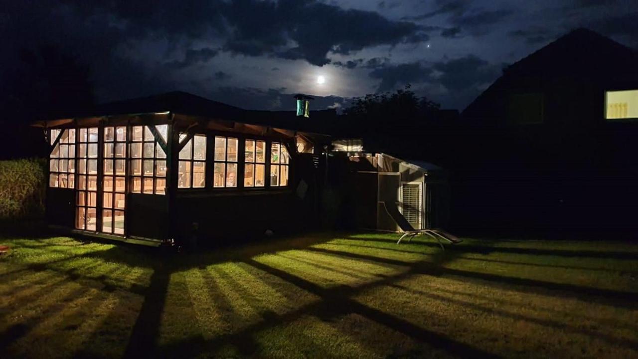 Ferienwohnung Ferienhaus mit 2 FeWo in Mecklenburg Wesenberg Exterior foto