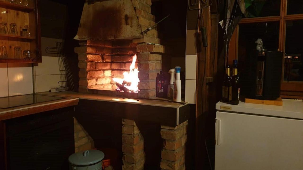 Ferienwohnung Ferienhaus mit 2 FeWo in Mecklenburg Wesenberg Exterior foto