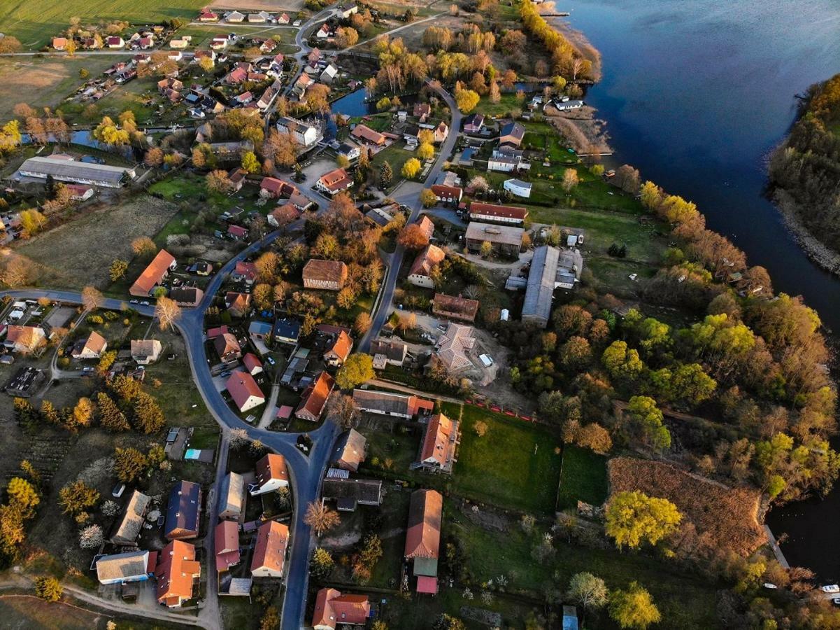 Ferienwohnung Ferienhaus mit 2 FeWo in Mecklenburg Wesenberg Exterior foto