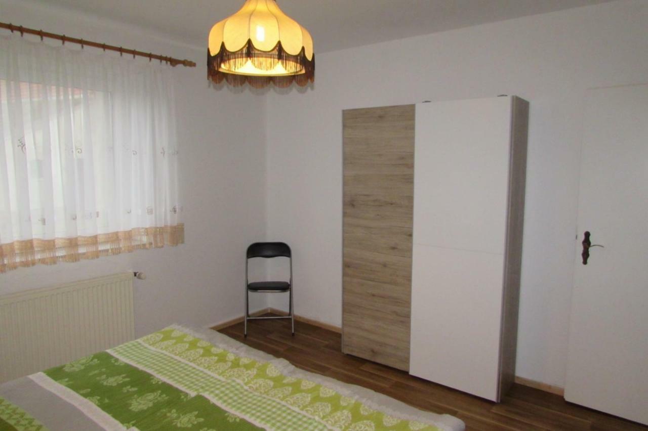 Ferienwohnung Ferienhaus mit 2 FeWo in Mecklenburg Wesenberg Exterior foto